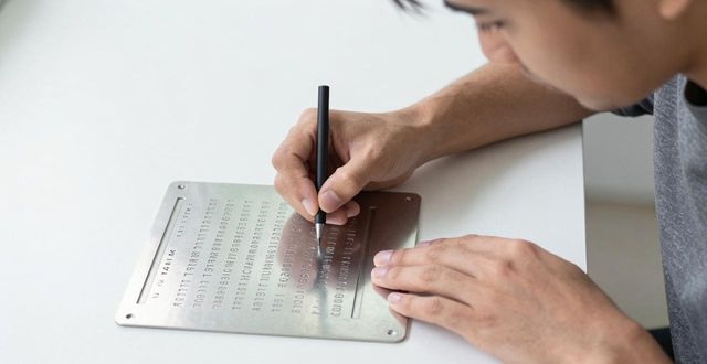 安装TP钱包后第一件事？安全备份助记词别马虎